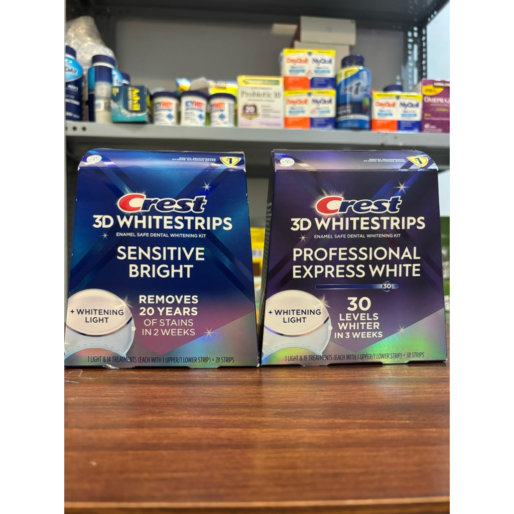 Dán răng Crest 3D Whitestrips + Led Light (date 2027)