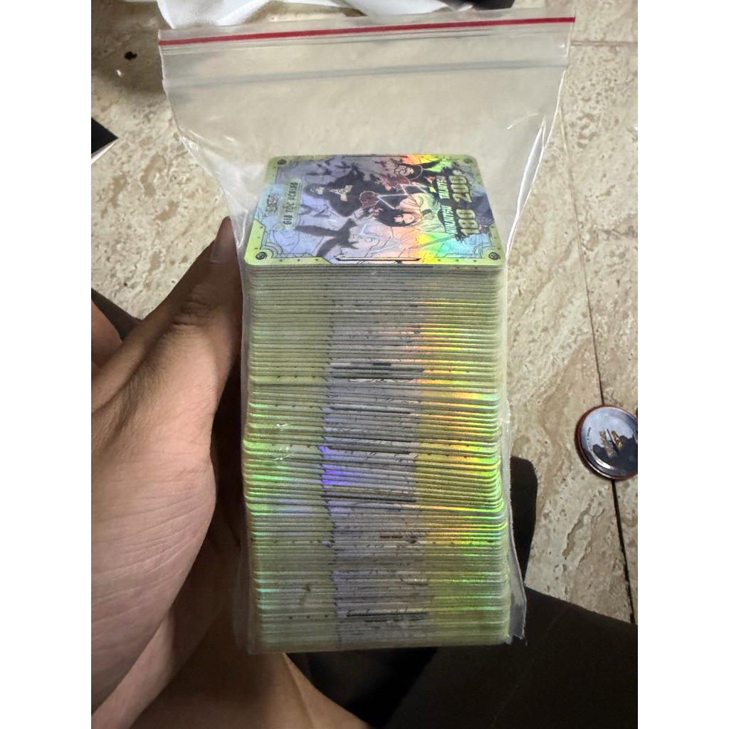 SET80/  101 THẺ NHỰA ĐẸP KHÔNG LỖI TOONIES NARUTO LẤP LÁNH