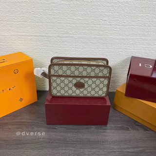 Túi Cầm Tay Màu Nâu Hoạ Tiết Vân Hoa Mono, Khoá Đồng Sang Chảnh - Túi Đeo Nam Nữ Thời Trang Trẻ Trung