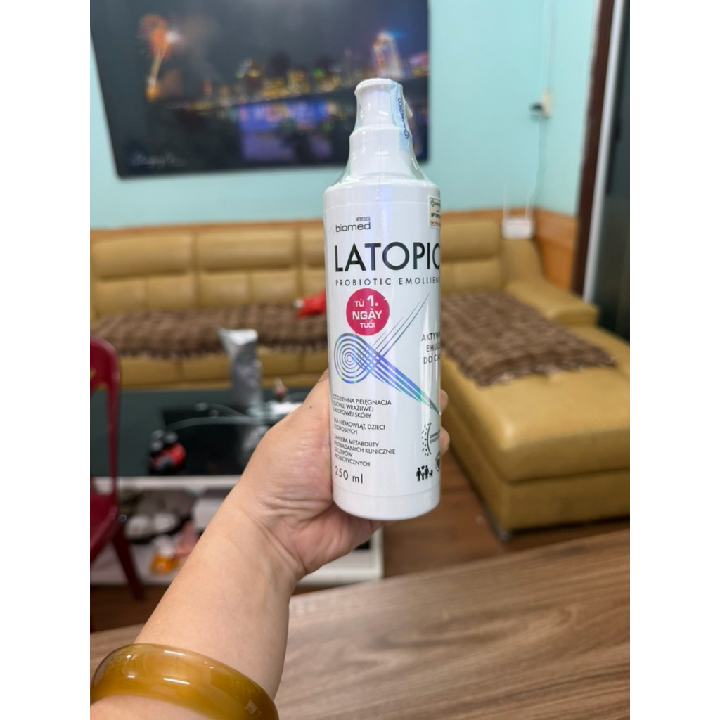 Latopic 250 mL nhũ tương dưỡng ẩm mượt da cho mọi loại da
