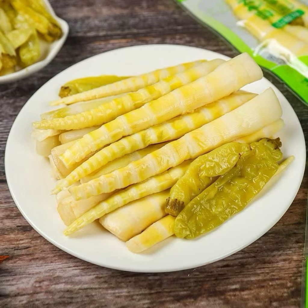 Măng Trúc Cay Yuyu Tứ Xuyên Chính Hãng (Hộp 20 Gói x 24g) - Giòn Sần Sật, Cay Tê Tái, Ăn Là Ghiền