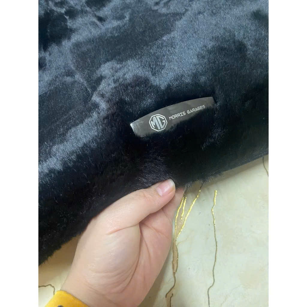 Thảm Bảo Vệ Taplo; Thảm Taplo Tuyết Nhung Lông Cừu;Thảm Nhung Xe MG MG5, ZS, RX5, HS vừa khít theo x