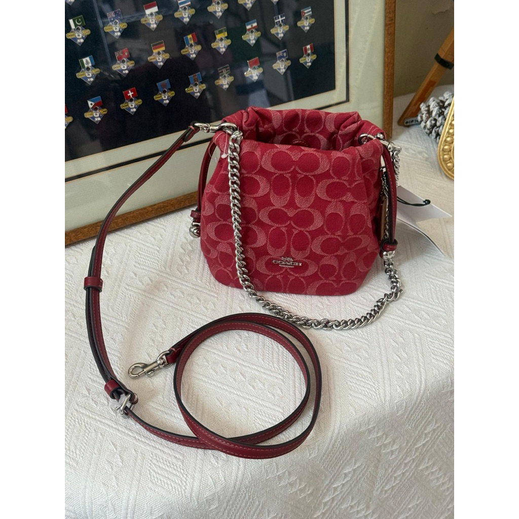 Túi Nữ Coach Faye Mini Drawstring Bag