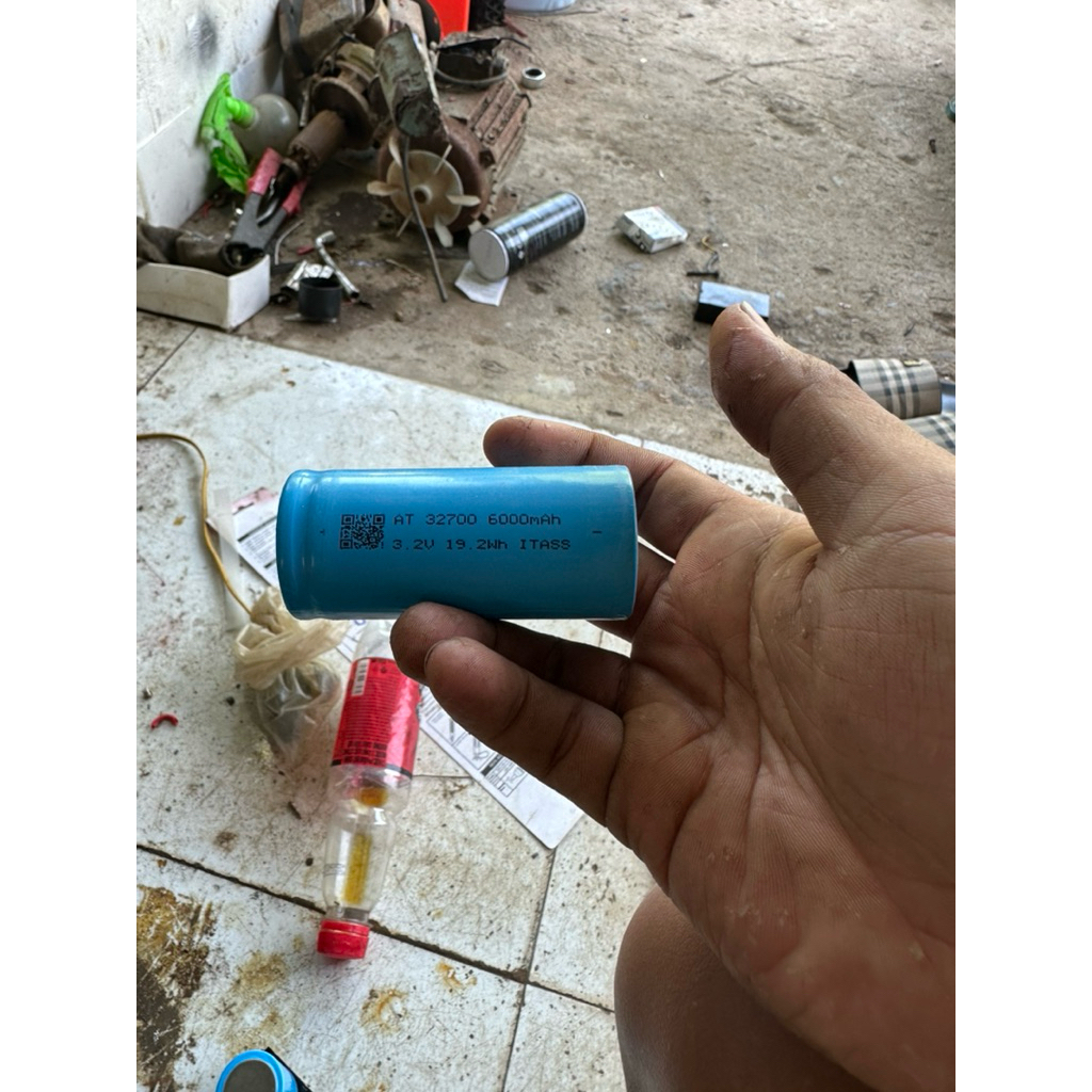 pin 32700 mới 100% dung lượng 6000mah xả cao dành cho đống luư trữ hay đề xe máy