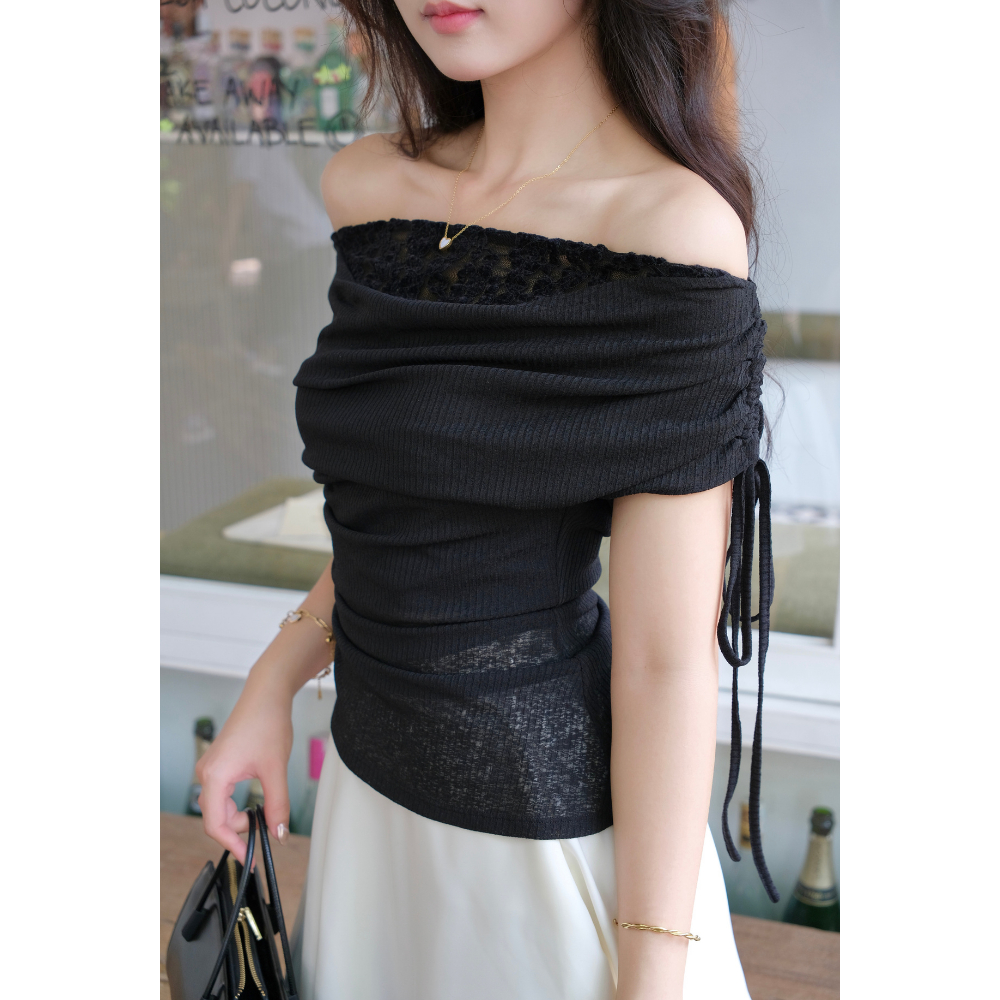 Áo Thun Lệch Vai Phối Ren La Boutique AK003-2507LAT | BigBuy360 - bigbuy360.vn