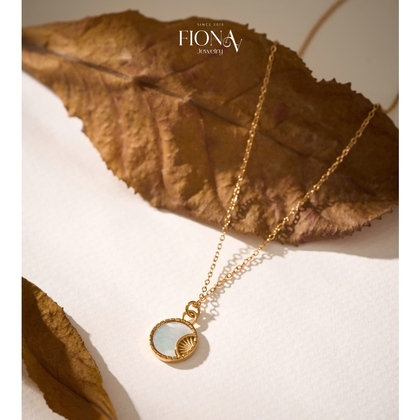 Vòng cổ nữ dây chuyền nữ Luna Halo khảm xà cừ cổ điển Fionaa Jewelry thép Titan không g