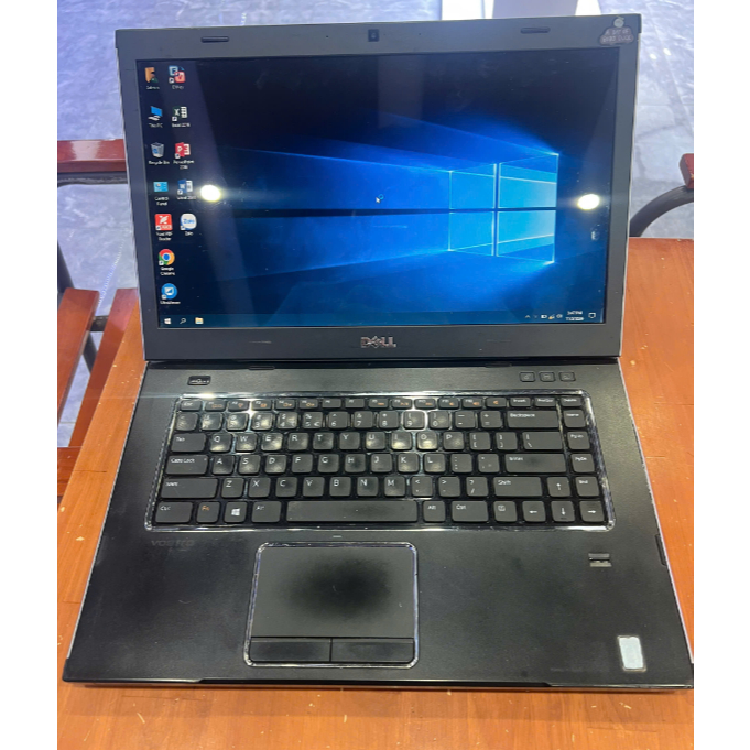 Laptop cũ Dell vostro 3550 (I5-2540M/Ram 4gb/SSD 120gb/15,6inch)- thanh lý giá rẻ. *Có vài lỗi nhẹ đ