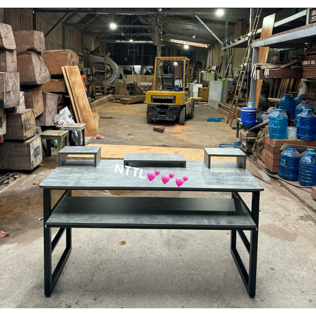 Bàn Studio, Bàn Đàn Kèm Kệ Loa Và Ray Kéo ( ảnh thật )