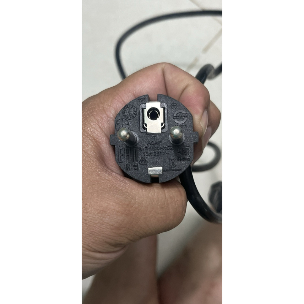 dây nguồn laptop hàng cũ zin theo máy chính hãng 250V 16A , 250V 2.5A