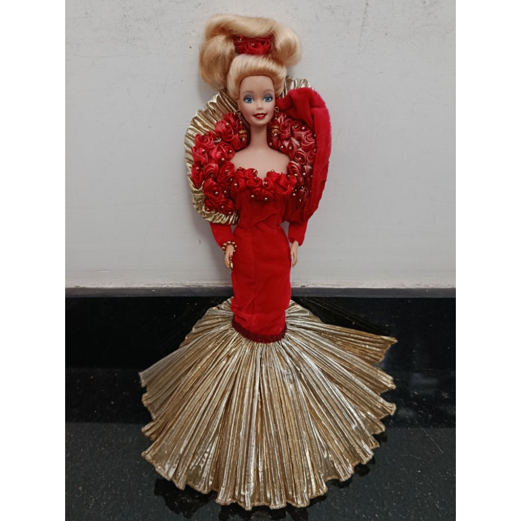 Búp bê Barbie Porcelain 50th Golden Anniversary