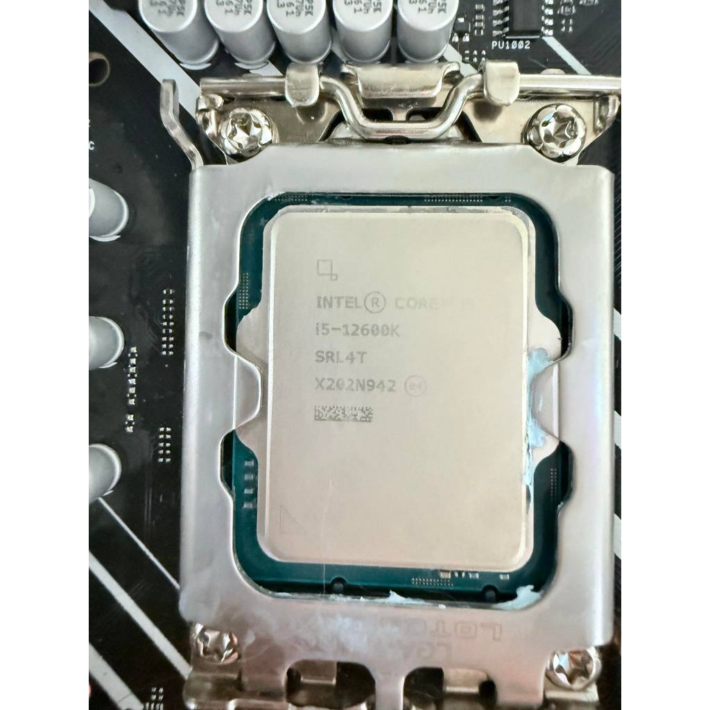 CPU INTEL 12600K SOCKET 1200 CHUYÊN ÉP XUNG