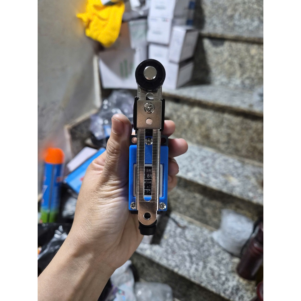 Công tắc hành trình thước xanh ME8108 (loại tốt)
