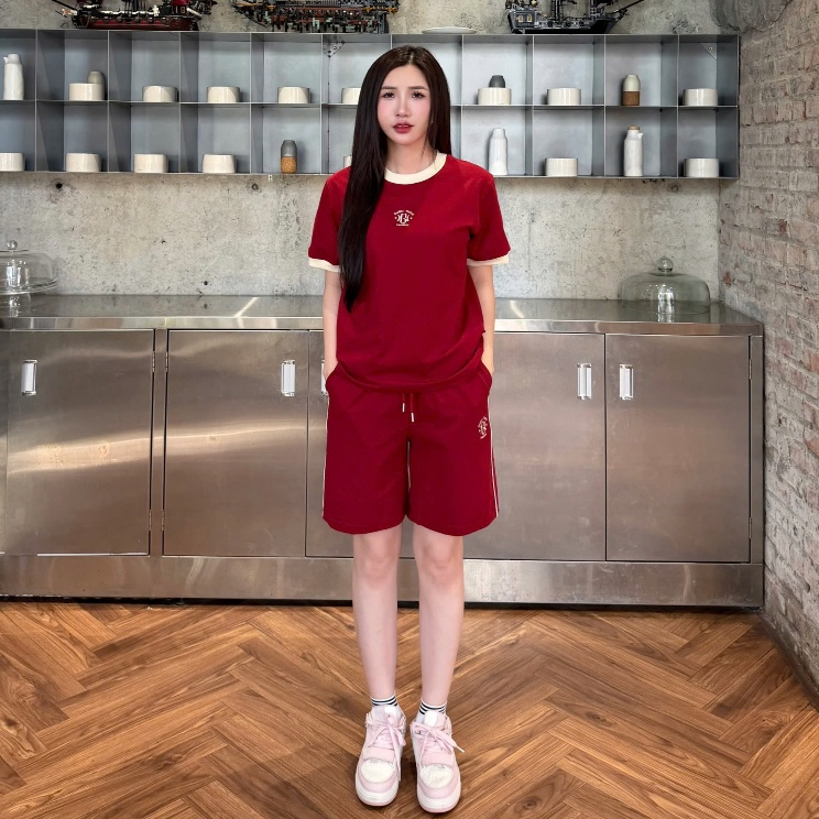[BST THƠM MÁT] Bộ Quần Áo Nam Nữ GUNO Vải Cotton Thơm Mát Dáng Đùi Ngố Cổ Tròn Phối Màu 26BG20/BB30 | BigBuy360 - bigbuy360.vn