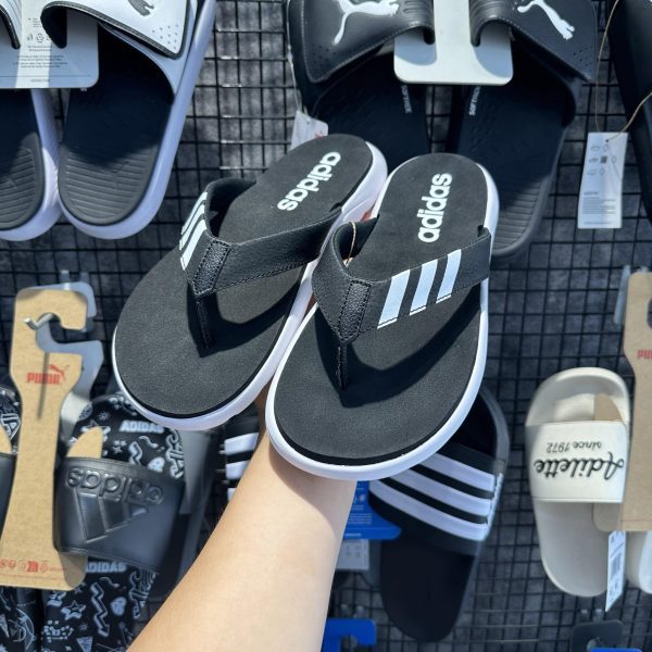 [Adidas chính hãng] Dép xỏ ngón Flip-flop - EG2069