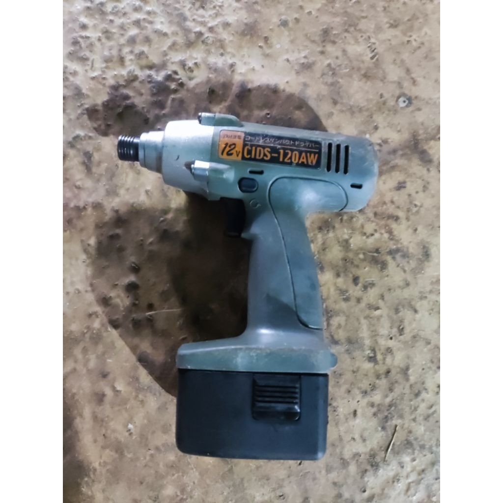 máy bắn vít cids 12v,  máy hoạt động OK