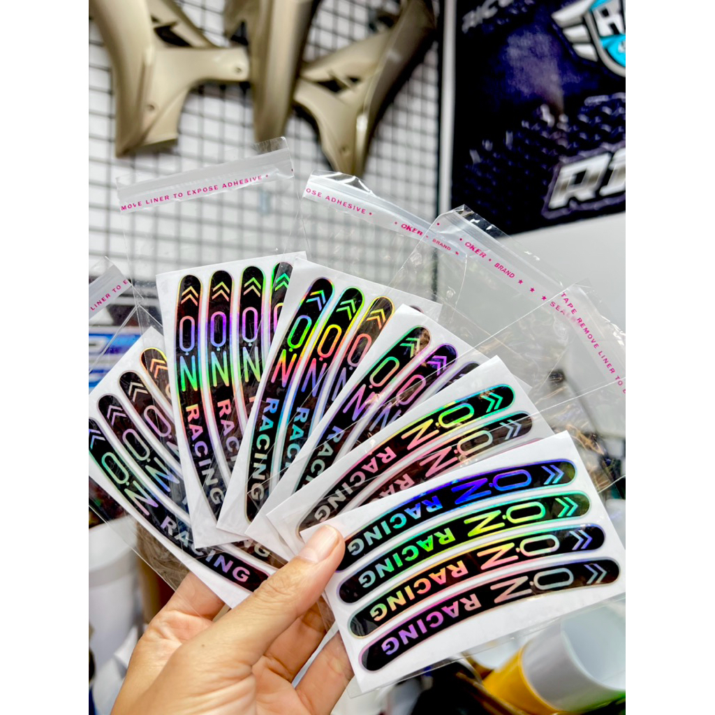 Tem Niềng OZ RACING. In Decal Hologram Ánh Chuyển Màu Titan Bộ 4 Tem Dán Cho Tất Cả Màu Sơn