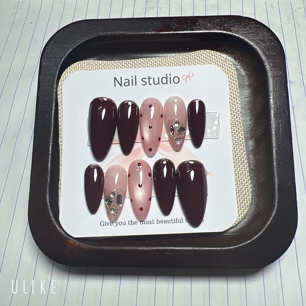 B03- nailbox thiết kế