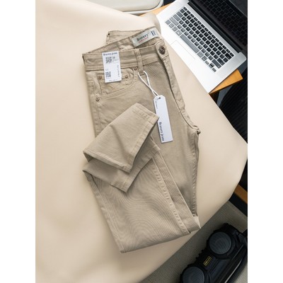 Quần jean dài Bravery chất liệu cotton thun co giãn form ống đứng - năng động - thoải mái - V2