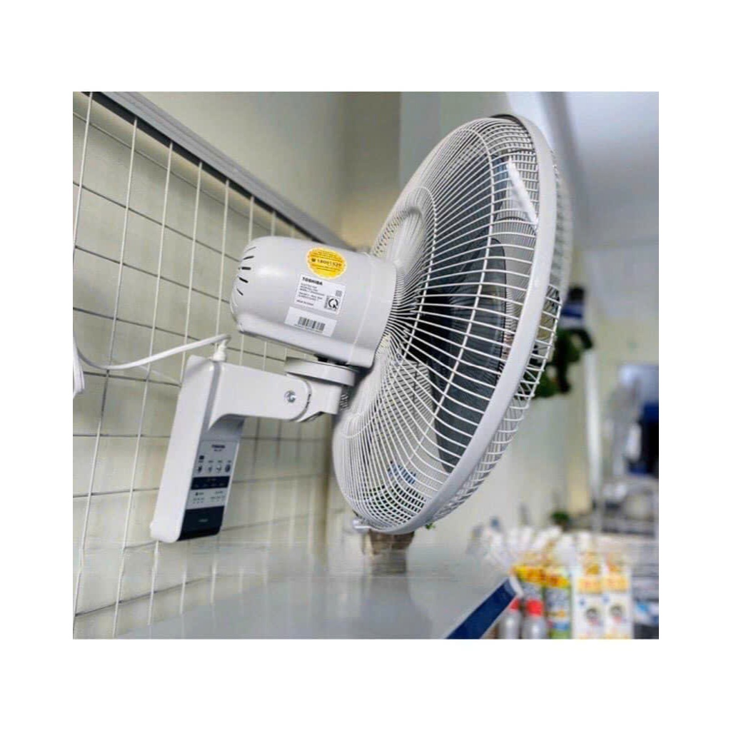 Quạt treo tường Toshiba F-WSA20 có điều khiển