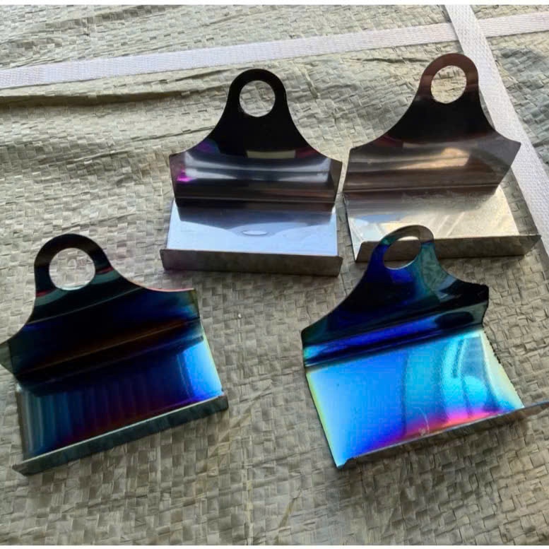 Đồng hồ báo volt Koso v1 v2 + pát gắn xe bản 5-150 vol có chống nước