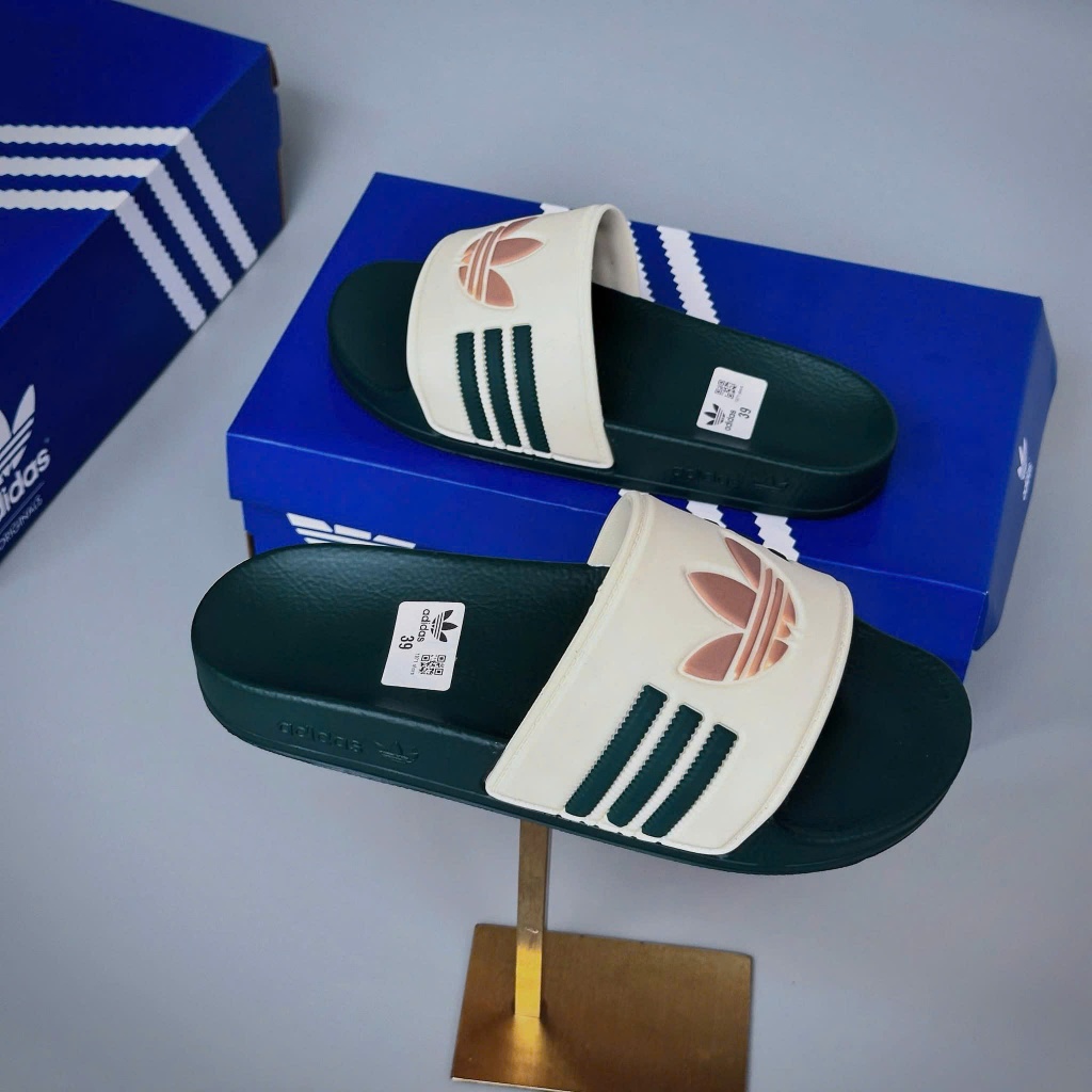 Dép Quai Ngang Adidas 3 Sọc Trắng Đen Nam Nữ Đế Cao Su Đúc Size 37-43 slippers Đế Bằng dép boy phố