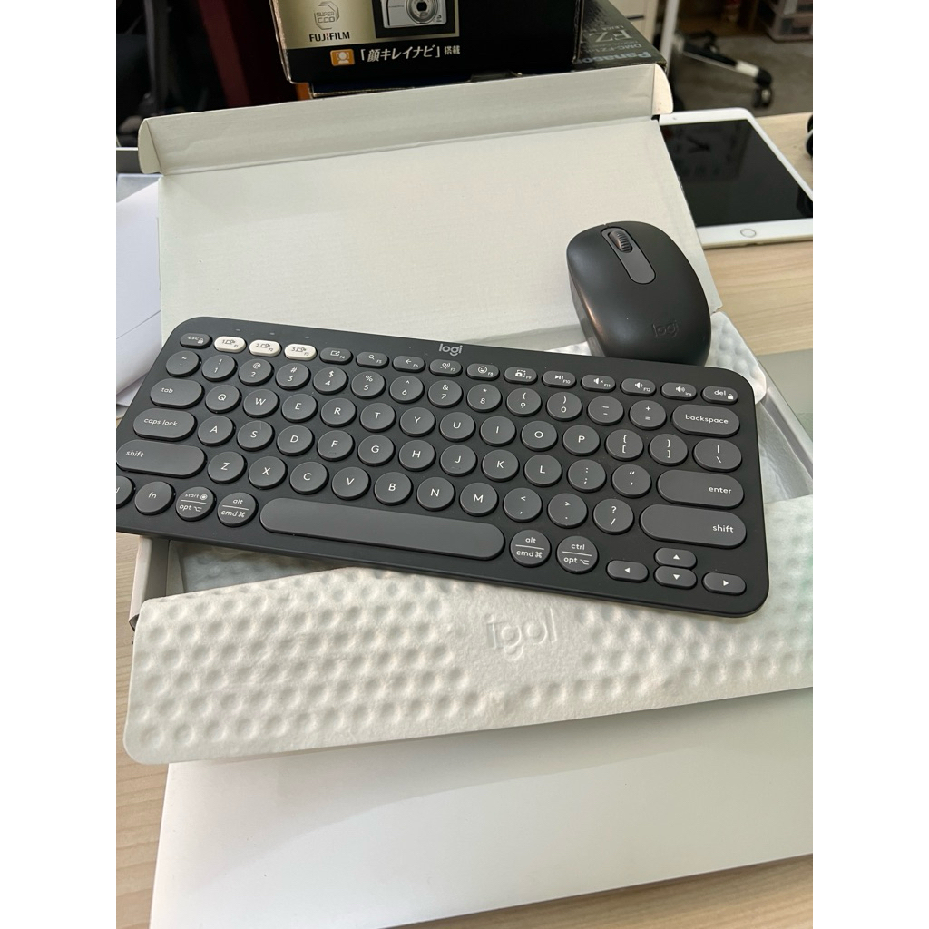 Bộ bàn phím chuột không dây logitech phím pebble key 2 k380s và chuột m196