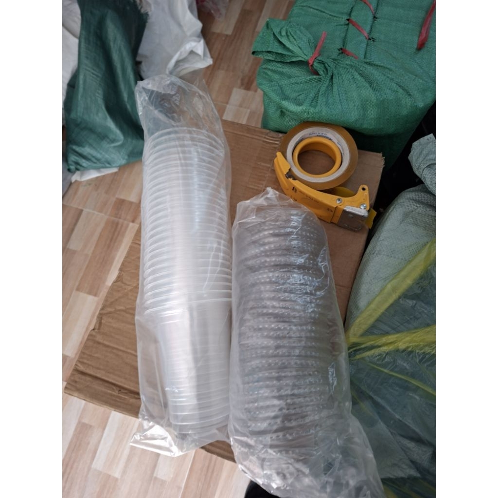 Sỉ 100 ly nhựa trơn cỡ +100 nắp 1000ml chất lượng cao