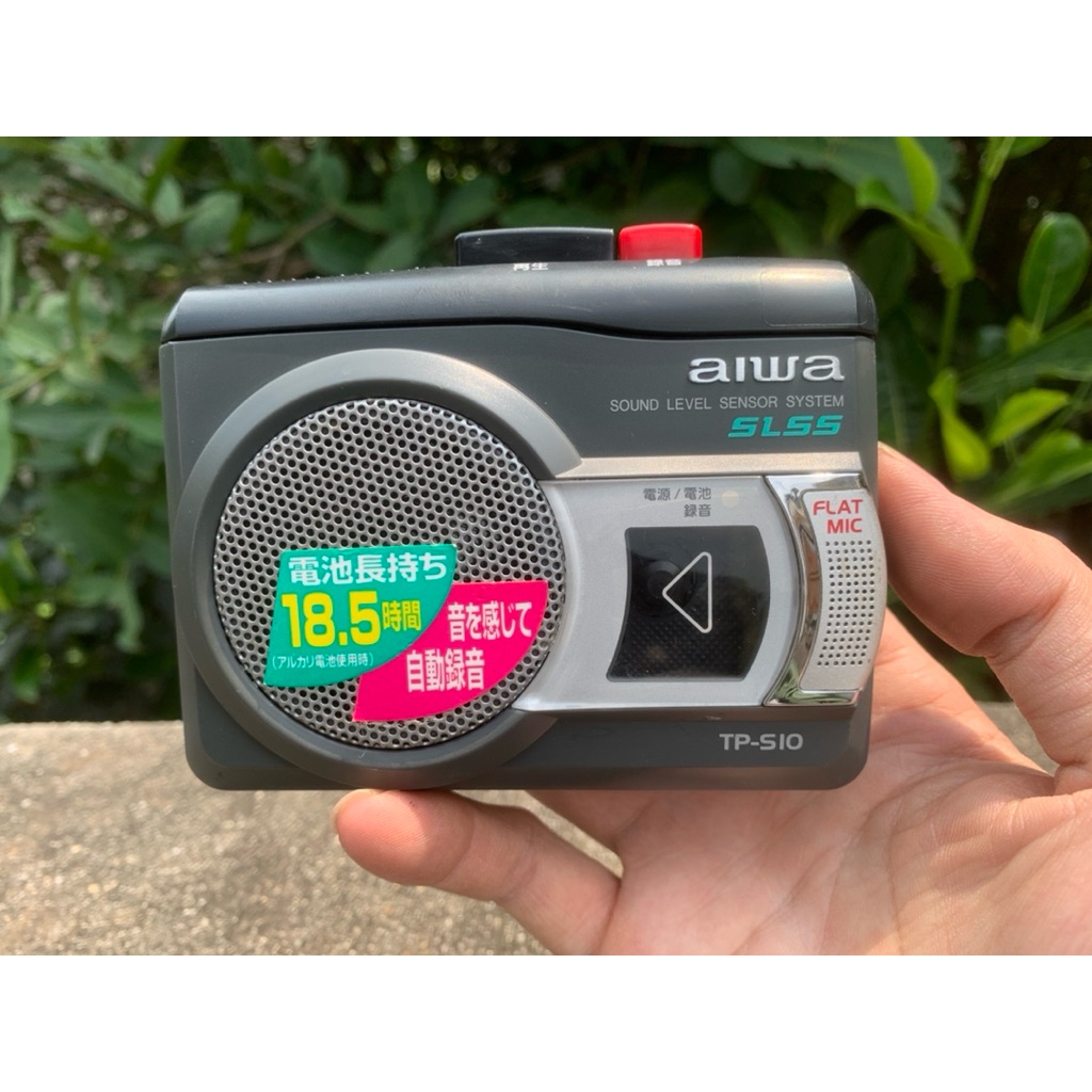Máy cassette mini AIWA TP-S10 nhỏ gọn – loa ngoài tiện nghe băng