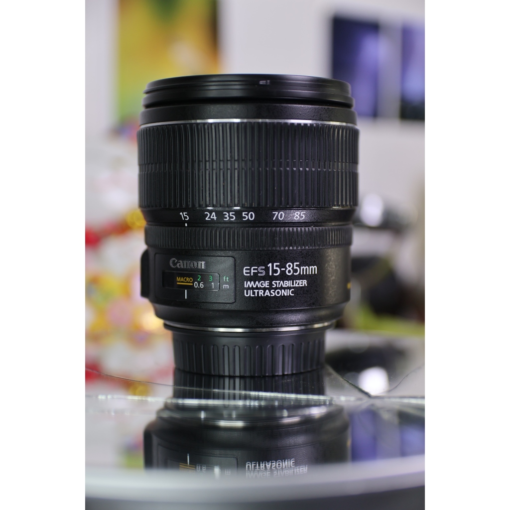ống kính  Canon EF-S 15-85mm F3.5-5.6 IS USM (Bị mốc - hoạt động tốt)