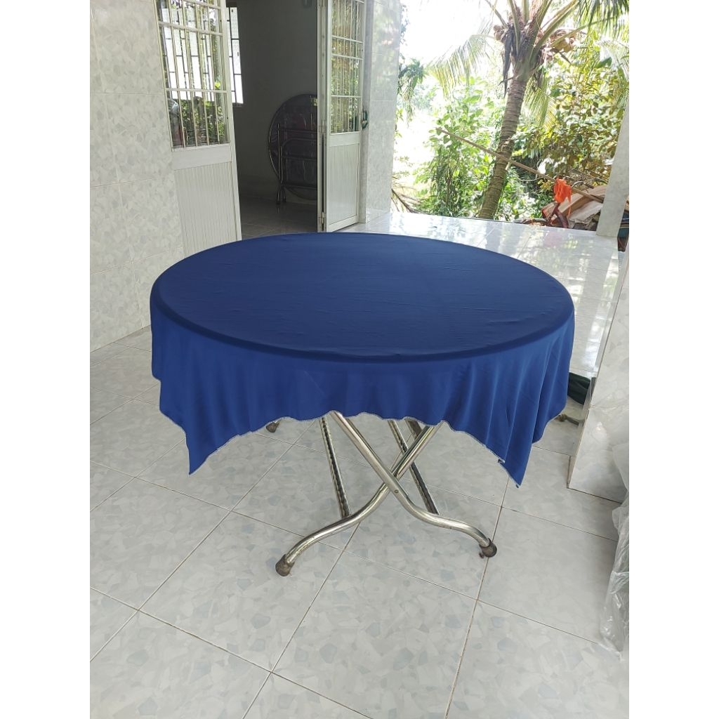 khăn vuông trải bàn tròn m2