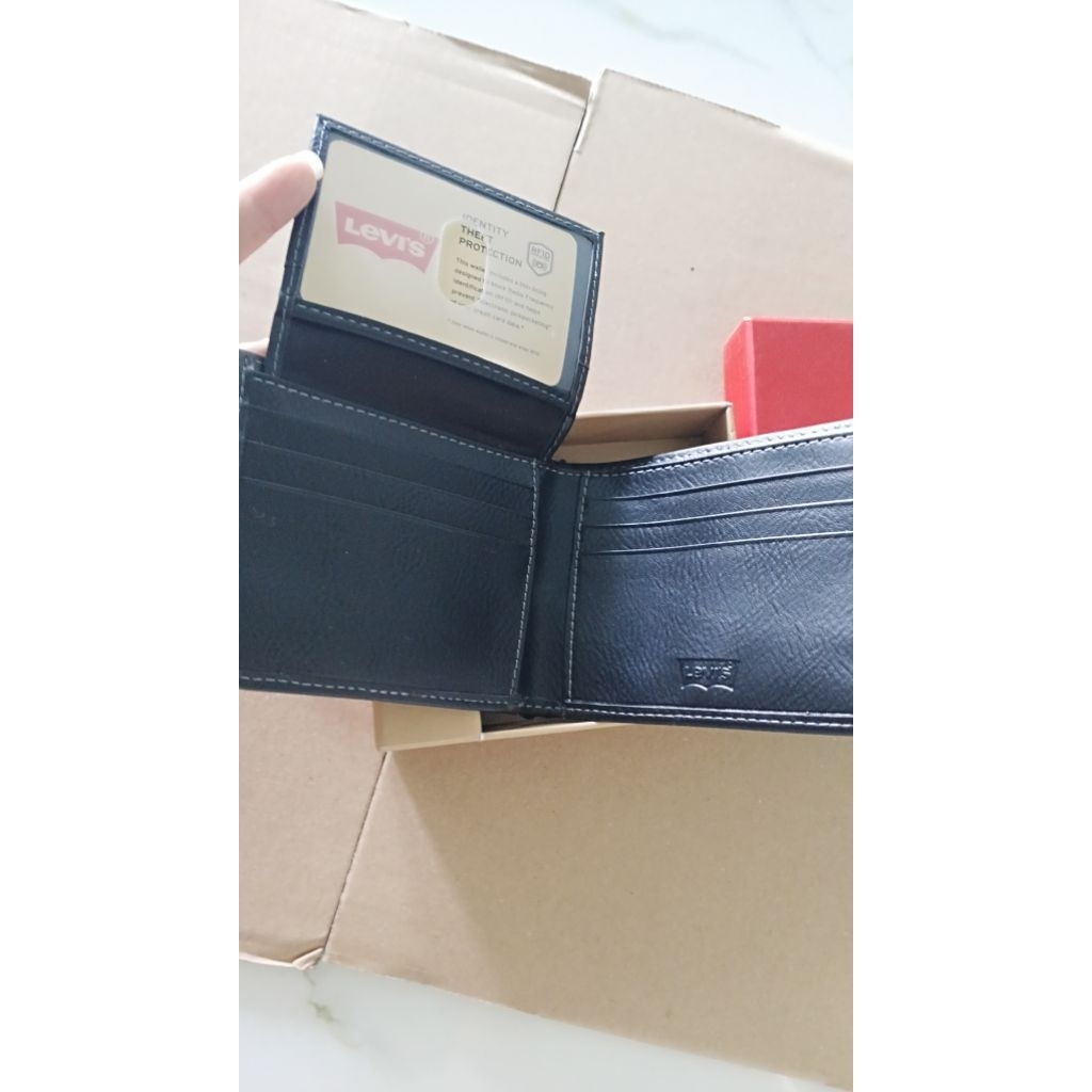 ví Levis chính hãng Mỹ, mẫu mới nhất