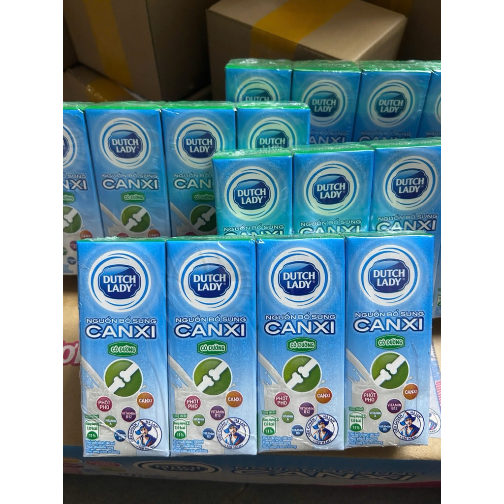 [ Hoả Tốc ] Thùng 48 Hộp Sữa Cô Gái Hà Lan Dutch Lady, Bổ Sung Canxi (48 x 180ml)