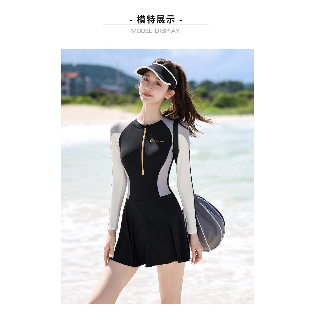 Đồ bơi nữ dài tay liền váy short kín đáo phong cách Hàn Quốc | BigBuy360 - bigbuy360.vn