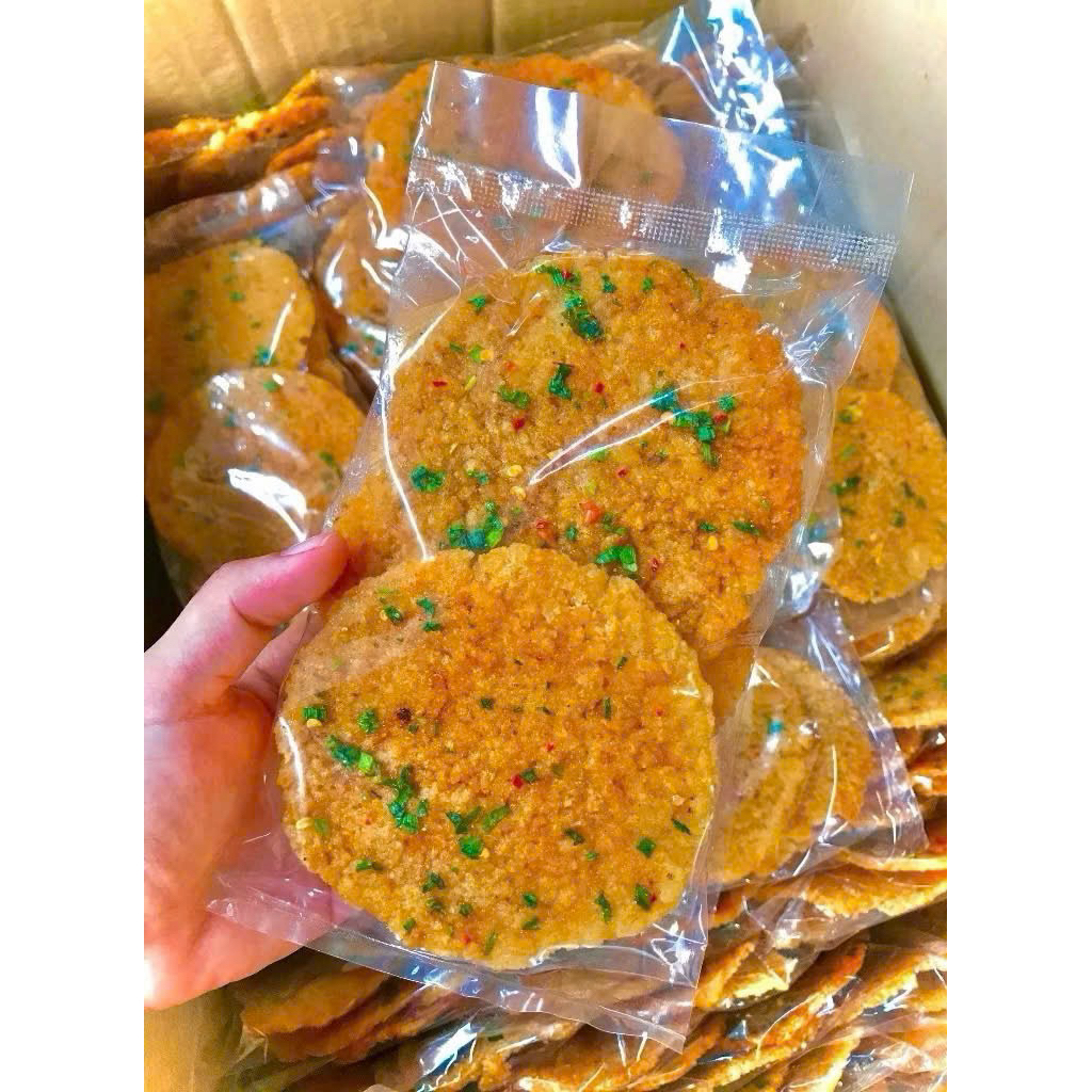 Combo 10 gói cơm cháy chiên mắm, cơm cháy mắm hành đồ ăn vặt hotren