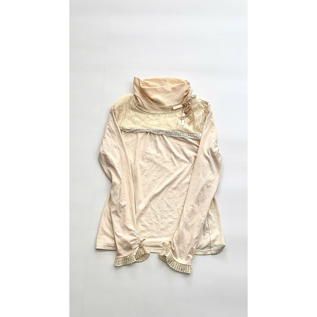 [ĐỒ 2HAND] Áo Axes Femme Lace Top