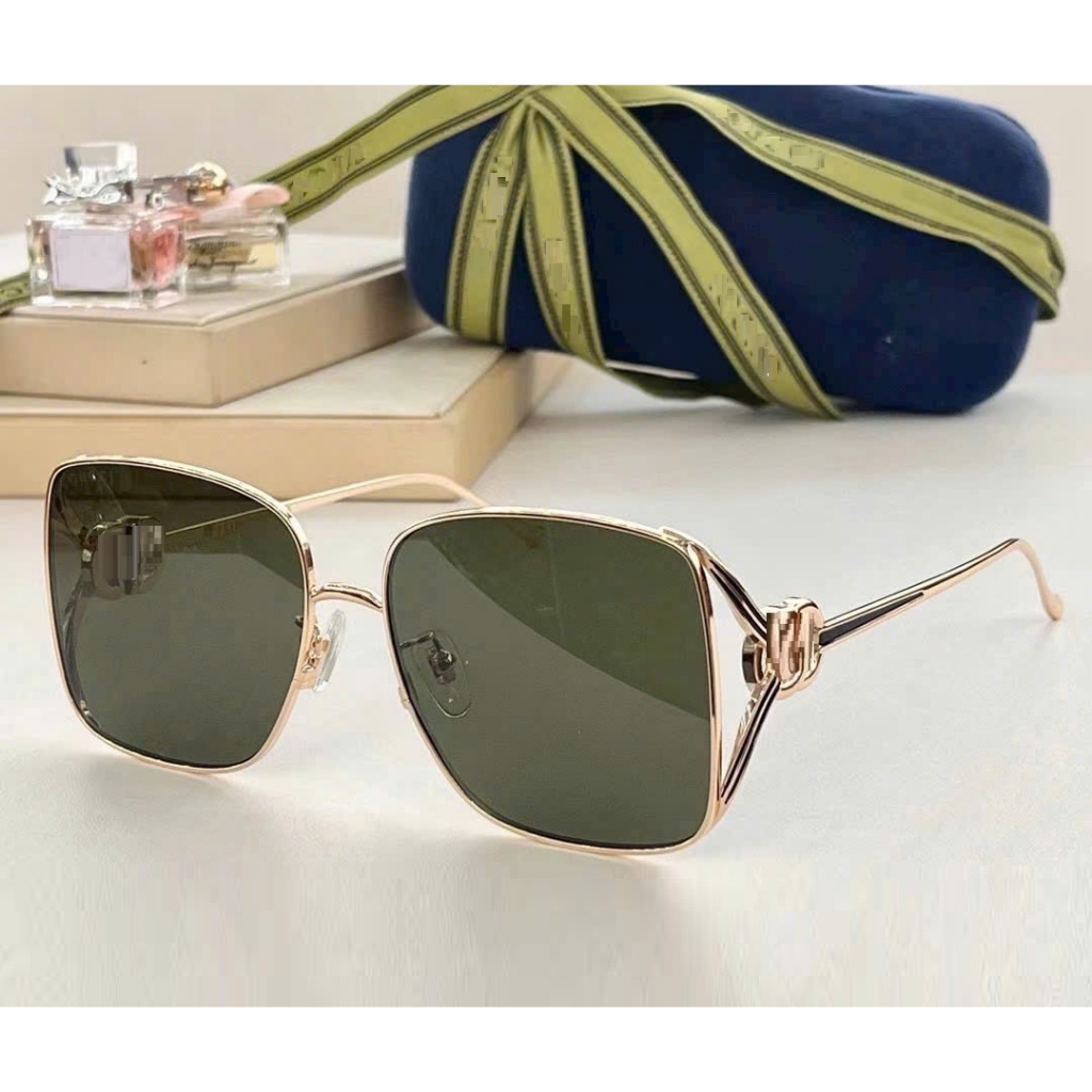 Kính dáng vuông over sized gọng kim loại phối l0 g0 sang chảnh _ Hàng đẹp _ Tròng kính chống tia uv