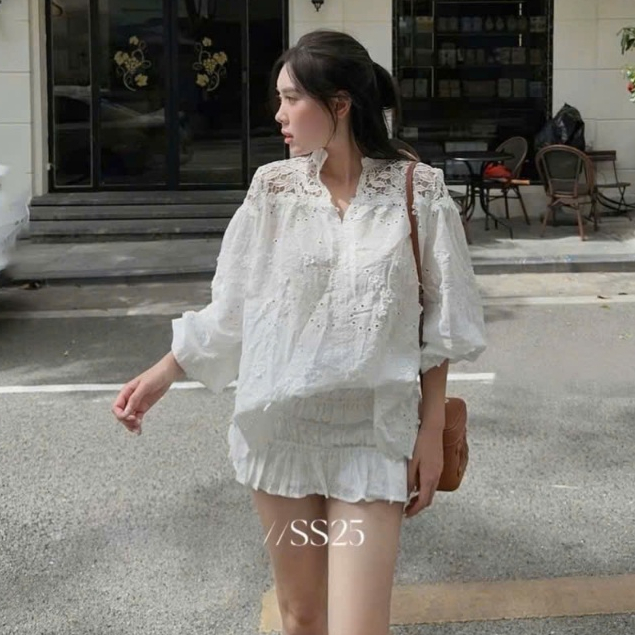áo kiểu nữ hàn quốc,áo kiểu nữ babydoll tiểu thư ren hoa nổi hottrend cao cấp D21