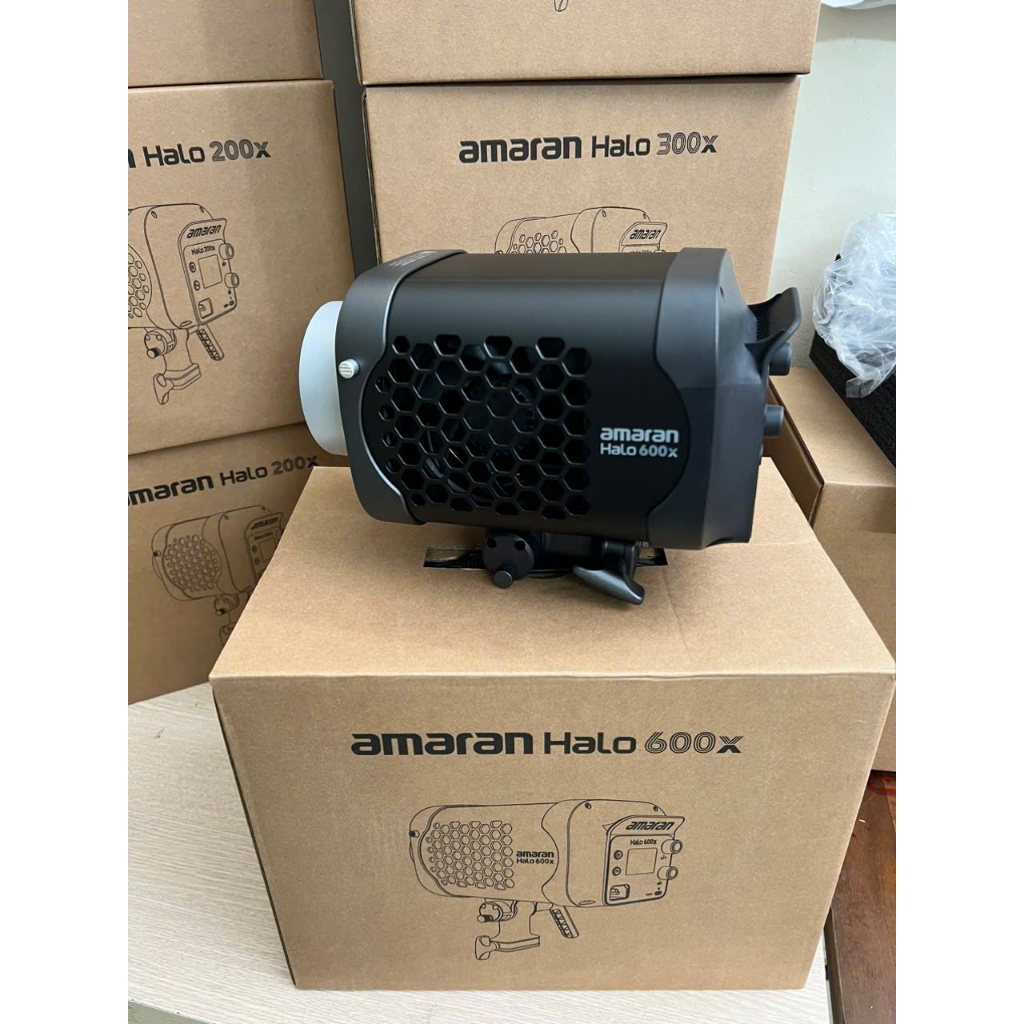 Đèn Studio Amaran Halo 600X