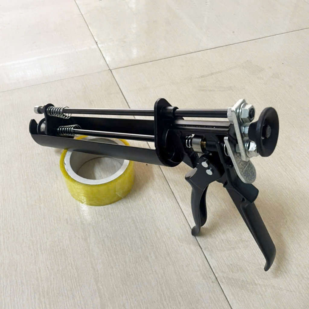 SÚNG BƠM KEO FISCHER VÀ KEO ATLAS AX-390