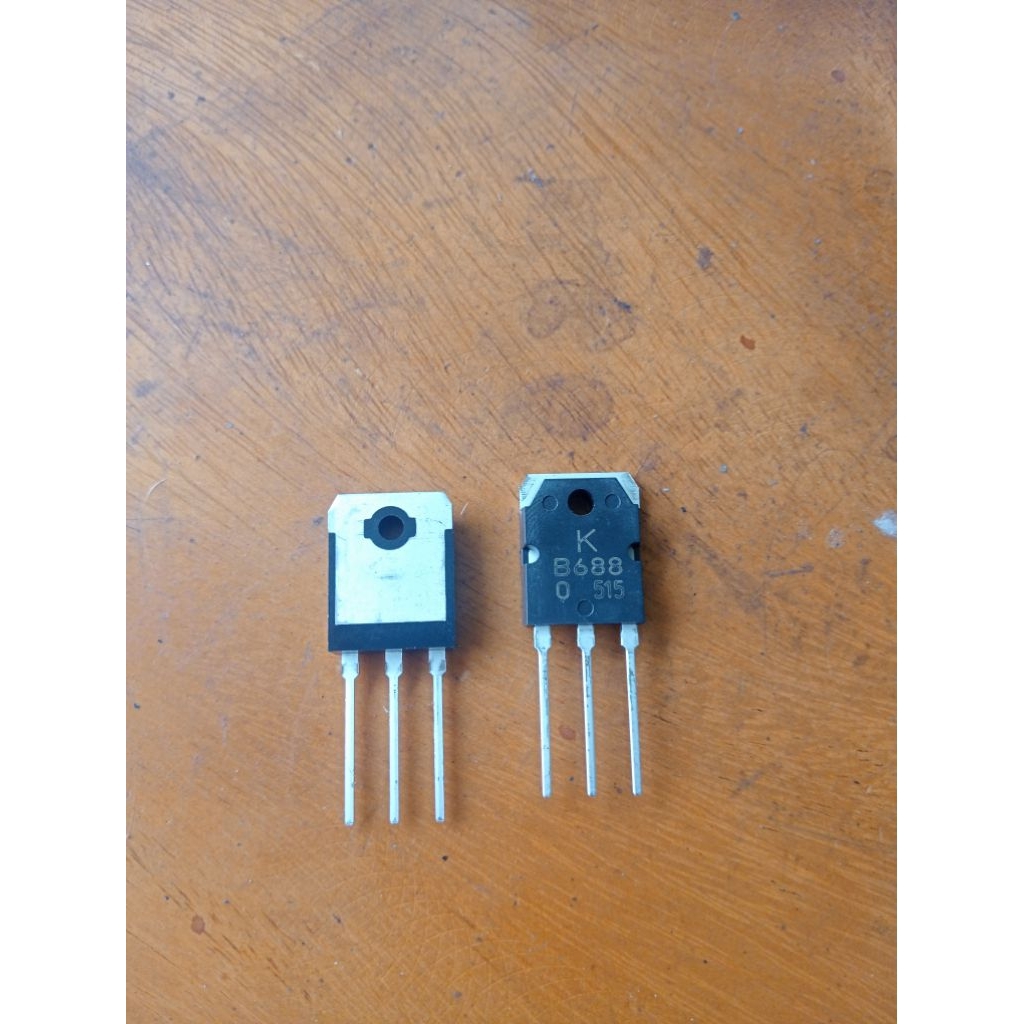 Combo 100 Con B688 Transistor Công Suất..