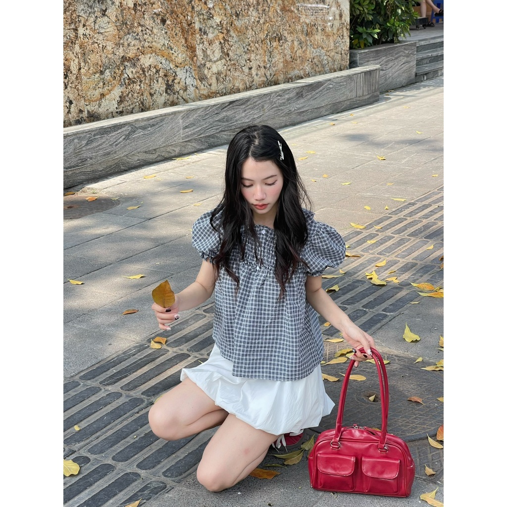𝘿𝒂𝙟𝒋𝙮_𝙎𝒕𝙪𝒅𝙞𝒐𝟏𝟔 - Áo Babydoll Kẻ Caro Cổ Sen Dễ Thương, Áo kiểu kẻ caro dễ thương – A595