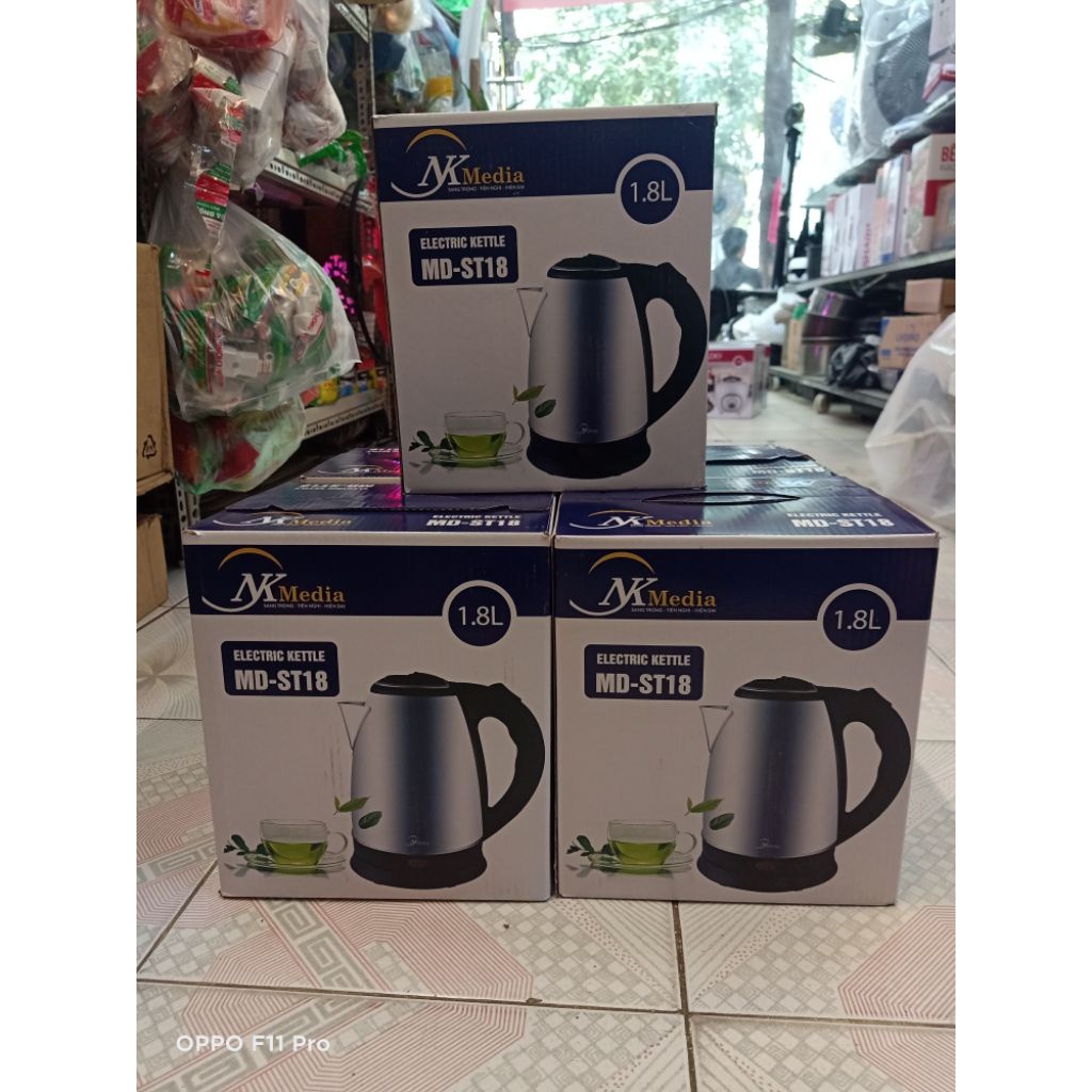 Ấm siêu tốc Media.