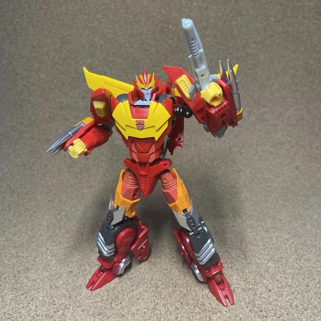 Mô hình Mastermind Creations R-27 Calidus (IDW Rodimus) – Transformers Reformatted Figure