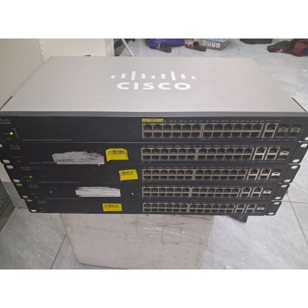 Bộ chia mạng switch Cisco 24 cổng