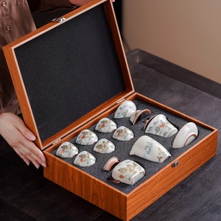 Bộ Ấm Chén Pha Trà Bằng Sứ Cảnh Đức Trấn Men Tro Họa Tiết Sơn Hà Cẩm Tú Kèm Vali Sang Trọng