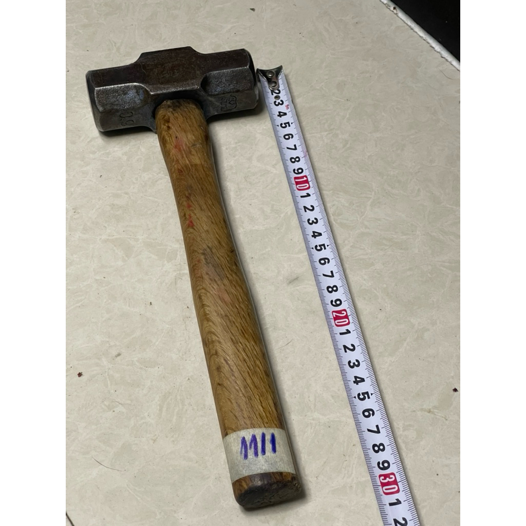 Búa hàng bãi Nhật nặng 1111g(mã 1111)