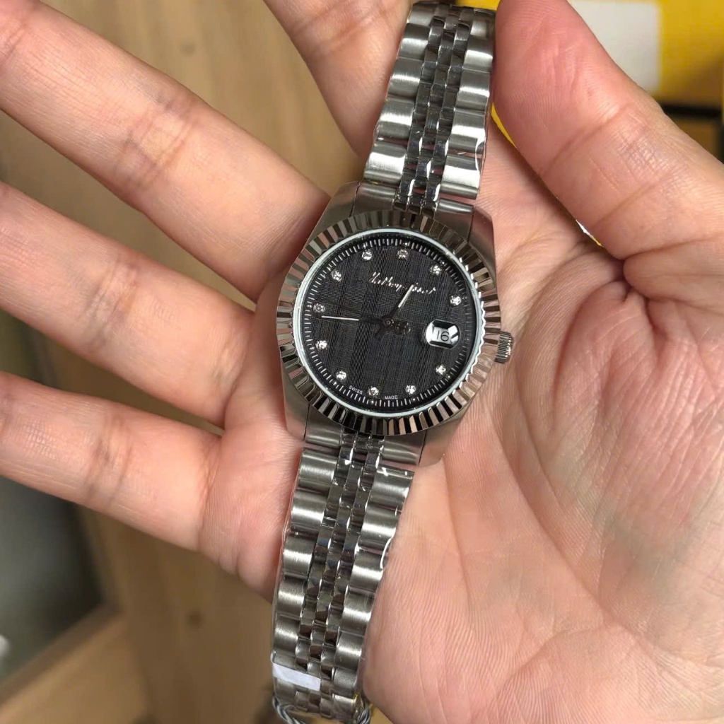 Đồng hồ nữ dây thép Mathey Tissot Mathy III Quartz Swissmade D810AN