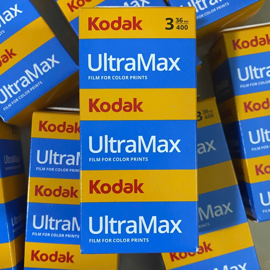 Film Kodak Ultramax 400 date 2028 - GippyFilm - Tiệm tạp hóa Gippy