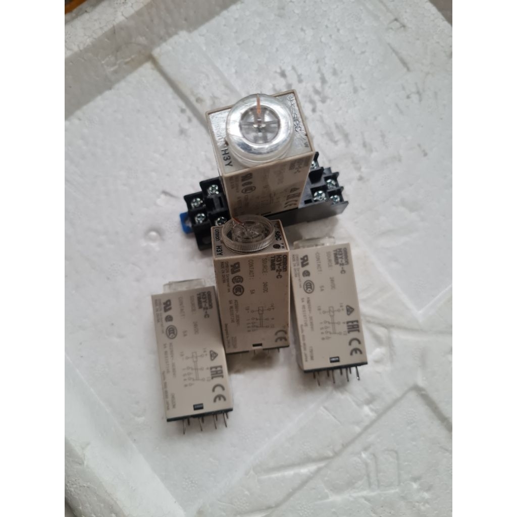 Timer Omron 24V,  H3Y-2-C