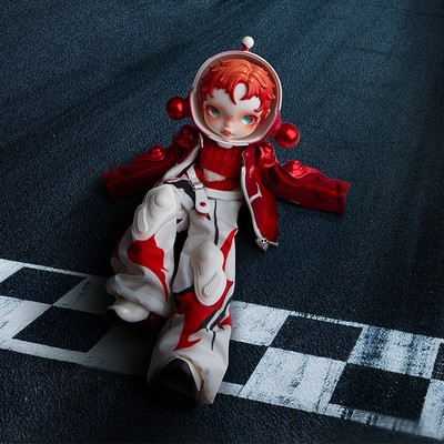POP MART SKULLPANDA × DUCATI 1/6 Action Figure